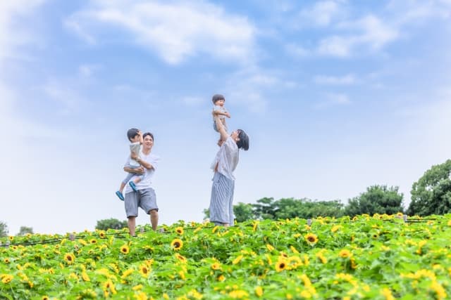 父親の子育て参加がもたらす5つの好影響：共働き夫婦が幸せになる秘訣